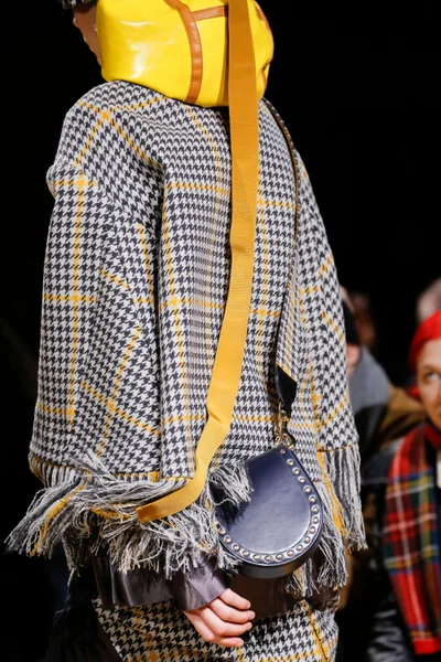 Look 31